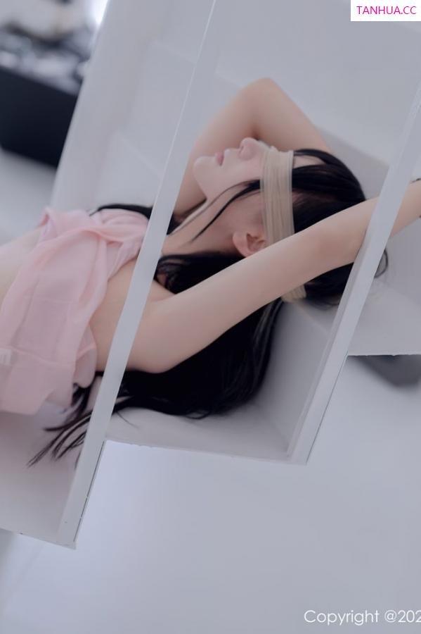 小果冻儿jelly  [XiuRen]高清写真图 2022.07.22 No.5318 小果冻儿第53张图片